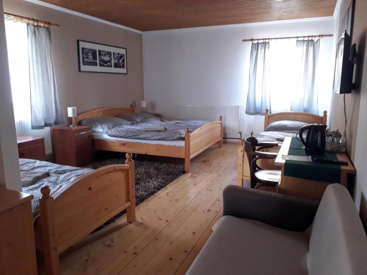 Penzion Na Střelnici Poděbrady Exterior foto